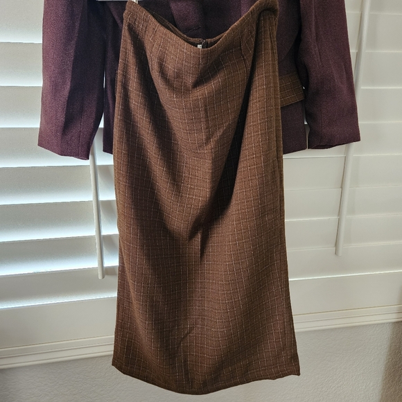 Vintage Women's Suit - Picture 4 of 6